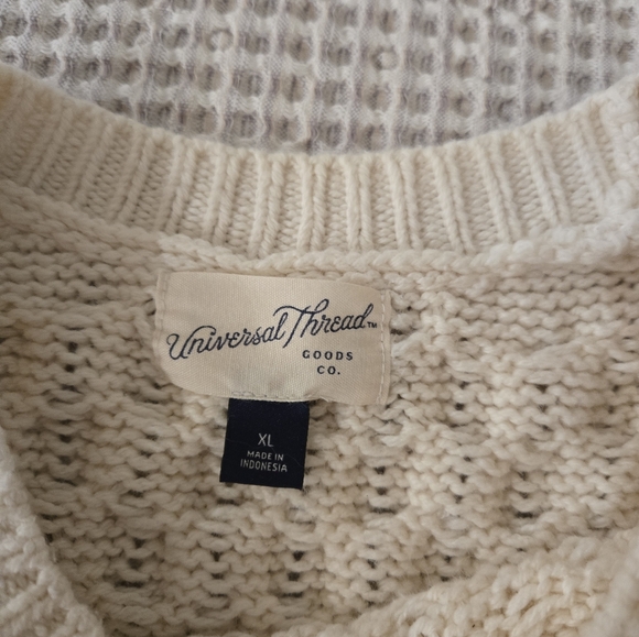 Universal Thread Cable-Knit Pullover Sweater XL - Picture 4 of 4